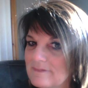 Meet your Posher, Laurie